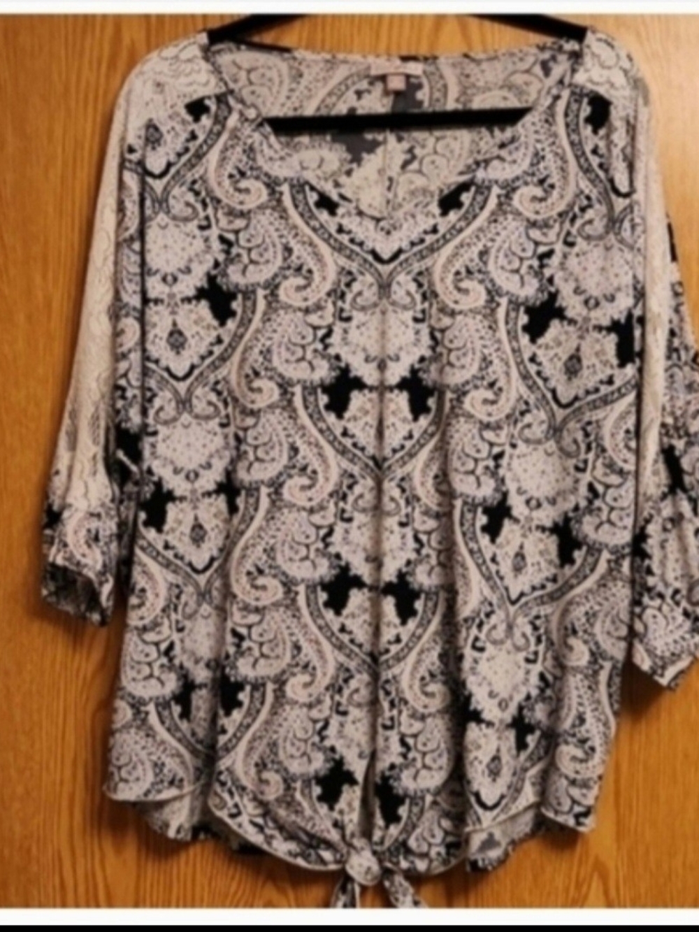 Women's Blue & White Paisley Tie-Hem Top